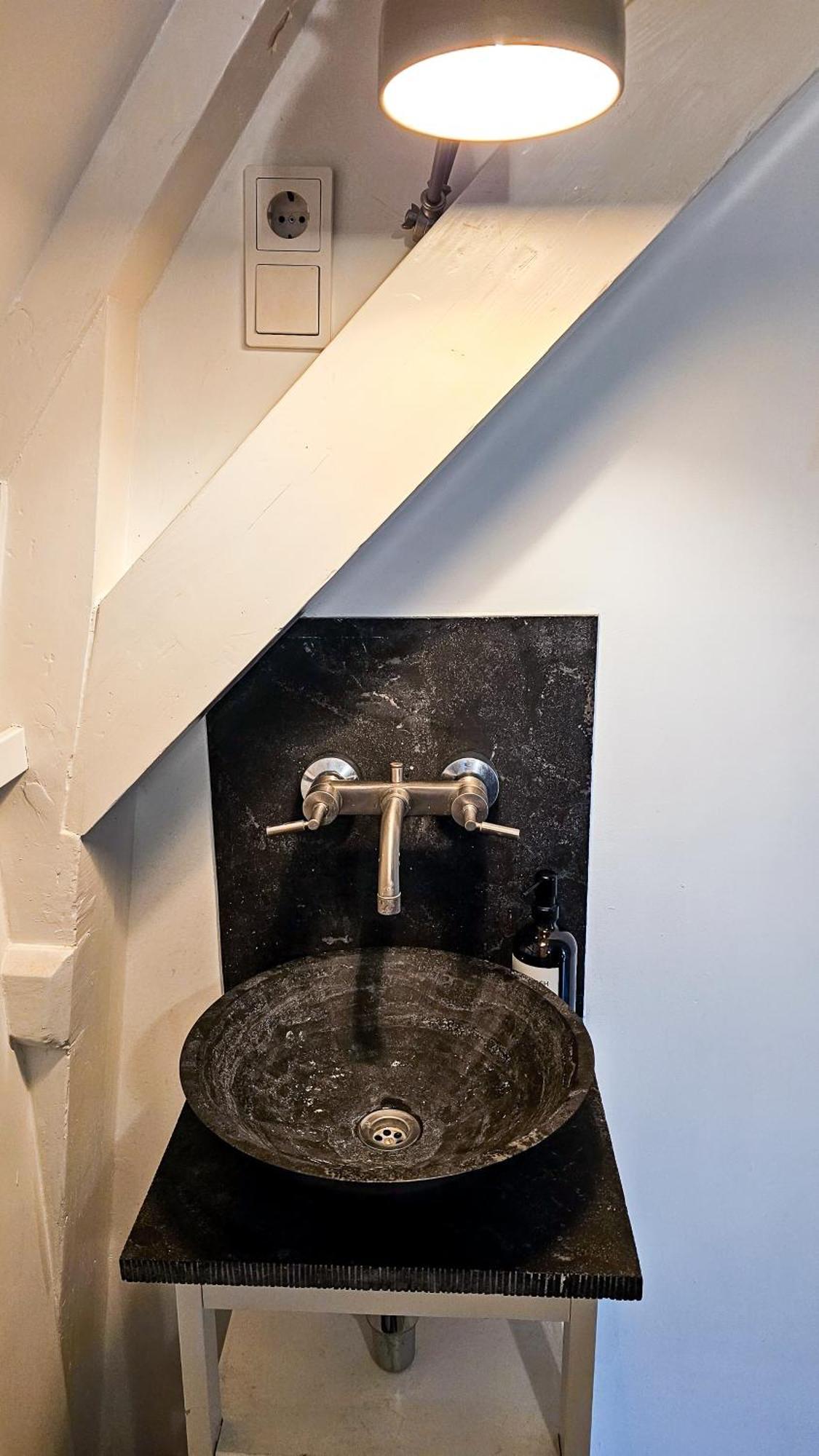 Two Bedroom Apartment In Historic Canalhouse From 1618 - City Centre Amsterdam Exteriör bild