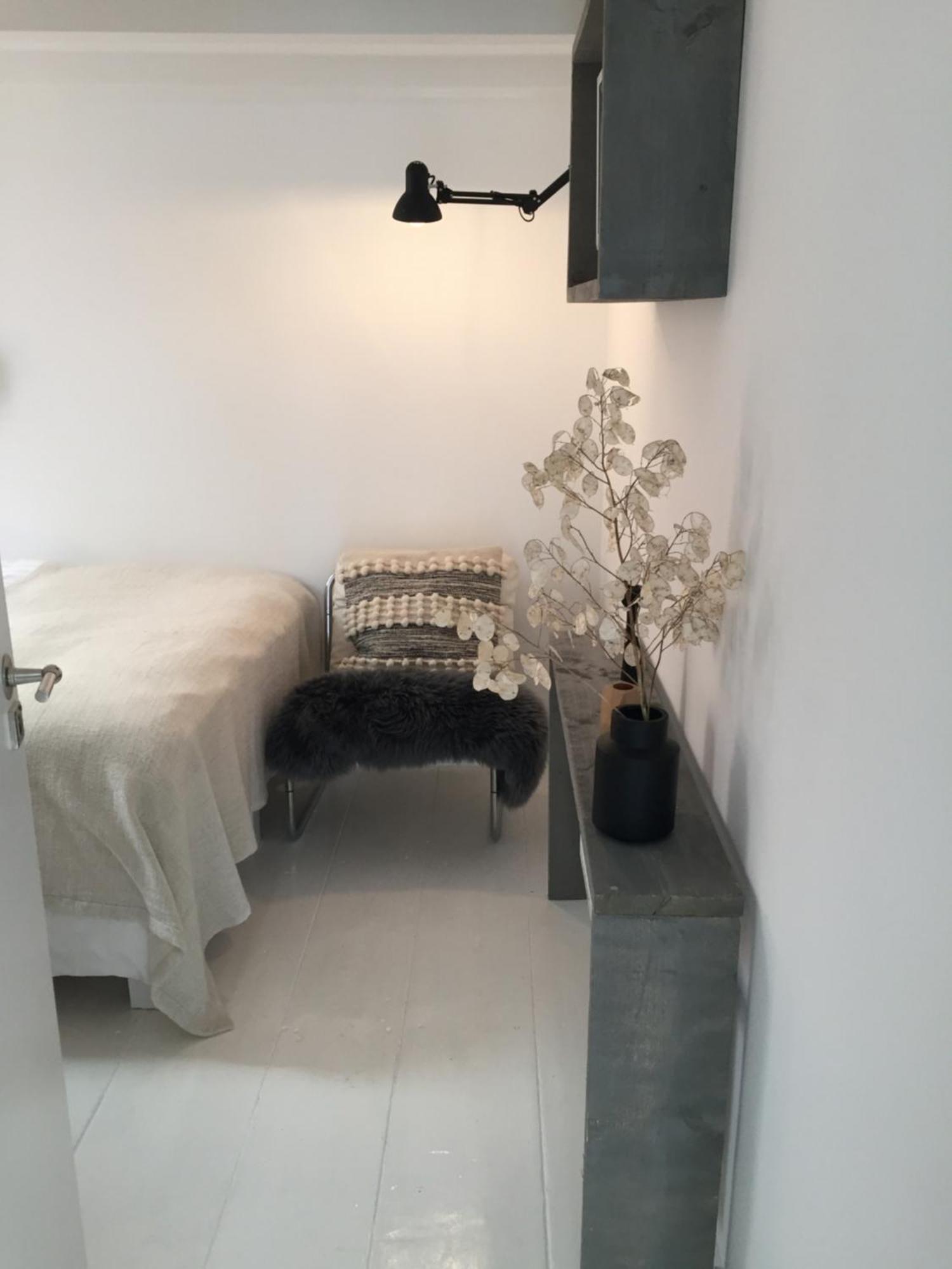 Two Bedroom Apartment In Historic Canalhouse From 1618 - City Centre Amsterdam Exteriör bild